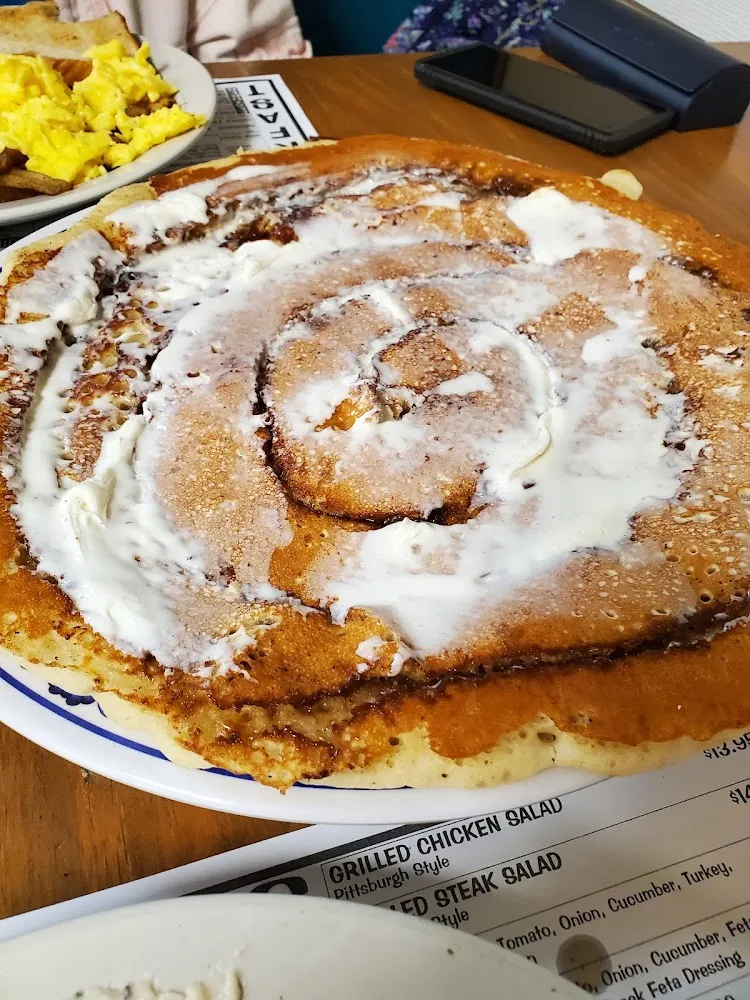 Cinnamon Roll Pancake